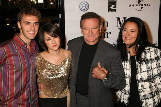Los Angeles Premiere of Man of the Year October 4, 2006 - Hollywood, CA, U.S. - 04 October 2006 - Hollywood, California. Robin Williams and family. Los Angeles Premiere of Man of the Year at Grauman s Chinese Theatre. Photo Credit: Byron Purvis AdMedia Copyright: xByronxPurvisx