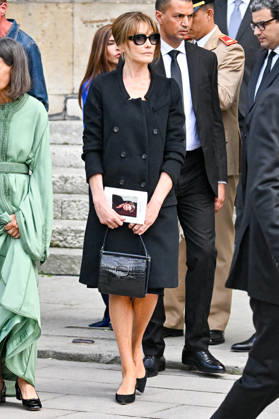 Carla Bruni at the funeral of B Chirac in the Sainte Clotilde Basilica in Paris 7th arrondissement on June 12, 2026 The former first lady of France died on June 5, 2026 at the age of 93 Jacovides Liewig Bestimage The funeral of B Chirac in the Sainte Clotilde Basilica in Paris 7th arrondissement on June 12, 2026 The former first lady of France died on June 5, 2026 at the age of 93 Paris inconnu  Copyright: xJacovidesx xLiewigx xBestimagexJacovidesx xLiewigx xBestimagex