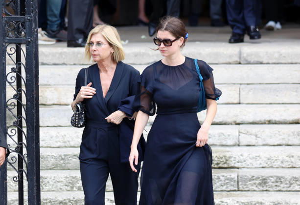 Departs des obseques de Bernadette Chirac en la Basilique Sainte-Clotilde Ã Paris Michele Laroque et sa fille Oriane Deschamps - Departs des obseques de Bernadette Chirac en la Basilique Sainte-Clotilde Ã Paris, France le 12 juin 2026  Copyright: xDFY+DKRx