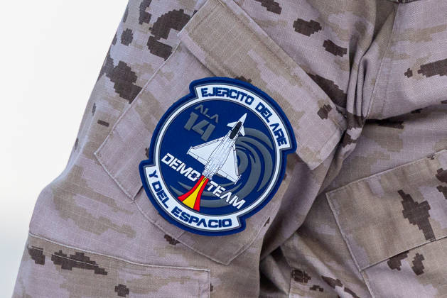 Trade visitor day at ILA Berlin 2026, Berlin, 12 06 2026 Close-up of a sleeve badge on a camouflage uniform The patch shows the emblem of the Ejercito del Aire y del Espacio Demo Team Ala 14, the Spanish Air Force, with a stylized Eurofighter fighter jet in the colors of the Spanish flag Schöneberg Berlin ExpoCenter Airport Brandenburg Germany 20260612-1V9A2970-M4000