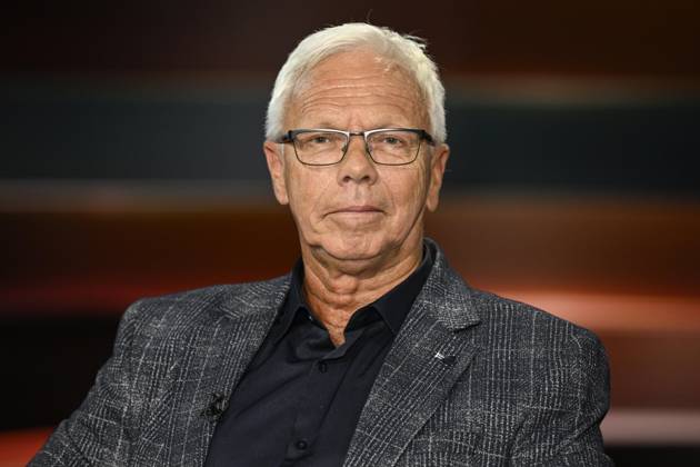 Thomas Kistner Journalist 06 26 her Thomas Kistner on June 11, 2026 in Markus Lanz , ZDF Recording from June 10, 2026 TV Television Talk Show Talk Show Germany German German man sports journalist Süddeutsche Zeitung journalism German journalism author transverse portrait neutral