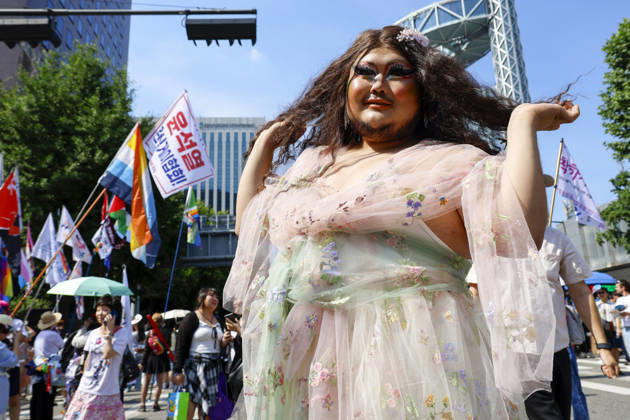 Annual LGBTQ Pride Parade held in central Seoul Revelers enjoy various events during the 27th Seoul Queer Parade in downtown Seoul, South Korea, on June 13, 2026. Seoul South Korea  Copyright: xMatrixxImagesx xJungxUi-Chelx