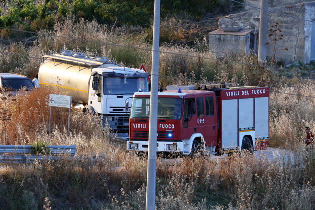 Firefighters response to wildfires in two regions in southern Italy SICILY, ITALY - JUNE 13: Extinguishing work is conducted after a large fire has broken out in Montagna Grande, a town in Salemi, near Trapani in Sicily, Italy on June 13, 2026. Alberto Lo Bianco Anadolu Sicily Italy. Editorial use only. Please get in touch for any other usage.  Copyright: x2026xAnadoluxAlbertoxLoxBiancox