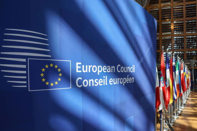 June 18, 2026, Brussels, Belgium, European Union: A European Council sign and flags are seen inside the Europa building at the European Council in Brussels ahead of the European Council Summit. Brussels European Union  - ZUMAo116 20260618_znp_o116_008 Copyright: xBiancaxOterox