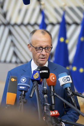European Council Brussels, 18 06 2026 : European Council . Over a two-day summit, EU leaders will discuss key issues such as Europe s economic competitiveness, the EU s long-term budget, defence capabilities, Ukraine and the Middle East. Pix : Friedrich Merz . Credit : Aurore Martignoni CC . Brussels Belgium  Copyright: xContentxCurationx AurorexMartignonix xCCx