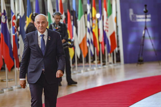 June 18, 2026, Brussels, Belgium, European Union: JANEZ JANSA, Prime Minister of Slovenia, walks out to greet the press ahead of a roundtable meeting during the first night of the European Council Summit in Brussels. Slovenia is expected to focus on competitiveness, economic reform, defence and security, migration, enlargement and the EUâ€⠢s next long-term budget, alongside wider discussions on Ukraine and the Middle East. Brussels European Union - ZUMAo116 20260618_znp_o116_078 Copyright: xBiancaxOterox