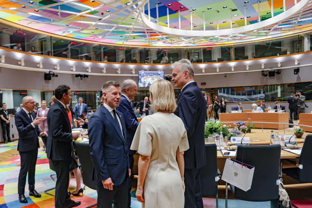 June 18, 2026, Brussels, Belgium, European Union: PETER MAGYAR, Prime Minister of Hungary, speaks with KAJA KALLAS, EU High Representative for Foreign Affairs and Security Policy with GITANAS NAUSEDA, President of the Republic of Lithuania standing beside inside the European Council during the European Council Summit in Brussels. Magyar attends his first European Council summit as HungaryÃ¢â‚¬â ¢s prime minister. Brussels European Union  - ZUMAo116 20260618_znp_o116_121 Copyright: xBiancaxOterox