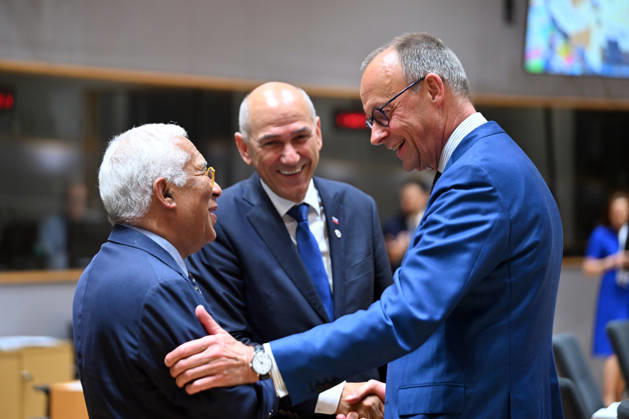 EU Leaders Summit in Brussels BRUSSELS, BELGIUM - JUNE 18: President of the European Council Antonio Costa (L), Prime Minister of Slovenia Janez Jansa (C) and Chancellor of Germany Friedrich Merz (R) attend the EU Leaders Summit to discuss support for Ukraine, competitiveness, trade relations with China, the EU budget, and developments in the Middle East in Brussels, Belgium on June 18, 2026. Dursun Aydemir Anadolu Brussels Belgium. Editorial use only. Please get in touch for any other usage.  Copyright: x2026xAnadoluxDursunxAydemirx