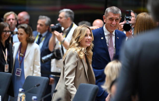 EU Leaders Summit in Brussels BRUSSELS, BELGIUM - JUNE 18: Prime Minister of Italy Giorgia Meloni (2nd R) attends the EU Leaders Summit to discuss support for Ukraine, competitiveness, trade relations with China, the EU budget, and developments in the Middle East in Brussels, Belgium on June 18, 2026. Dursun Aydemir Anadolu Brussels Belgium. Editorial use only. Please get in touch for any other usage.  Copyright: x2026xAnadoluxDursunxAydemirx