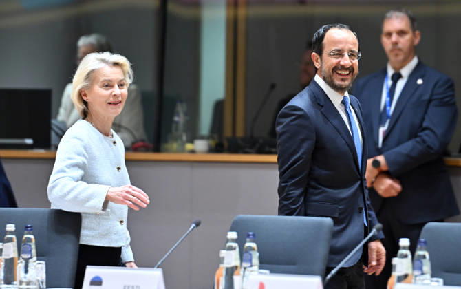 EU Leaders Summit in Brussels BRUSSELS, BELGIUM - JUNE 18: Leader of the Greek Cypriot Administration Nikos Christodoulides (R) and President of the European Commission Ursula von der Leyen (L) attend the EU Leaders Summit to discuss support for Ukraine, competitiveness, trade relations with China, the EU budget, and developments in the Middle East in Brussels, Belgium on June 18, 2026. Dursun Aydemir Anadolu Brussels Belgium. Editorial use only. Please get in touch for any other usage.  Copyright: x2026xAnadoluxDursunxAydemirx
