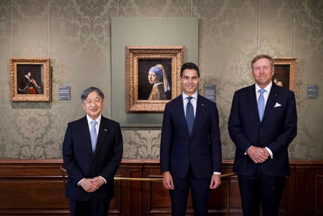 18-06-2026 Statevisit King Willem-Alexander and Emperor Naruhito of Japan and Prime Minister Rob Jetten posing in front of the painting a Girl with a Pearl Earring by Johannes Vermeer (Meisje met de Parel van Johannes Vermeer) at the Mauritshuis in The Hague on the 2nd day of the 3 day statevisit to the Netherlands. Â  Copyright: xPPEx