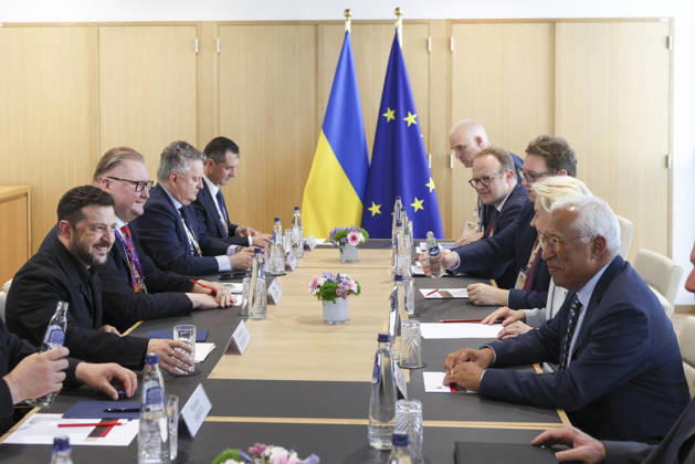 Ukrainian President Volodymyr Zelensky (L), European Commission President Ursula von der Leyen (2-R), and European Council President Antonio Costa (R) attended a meeting during the European Union summit at EU headquarters in Brussels, on June 18, 2026. On the same day, Ukraine launched a major strike against Russia, including an attack on the capital, Moscow, while President Vladimir Putin was meeting with leaders of the ASEAN group in Moscow. Photo European Union  BLG2025061804 EuropeanxUnion