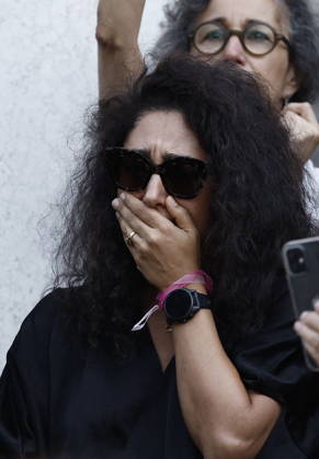 Golshifteh Farahani at Mr. Satrapi’s funeral at the Père Lachaise Crematorium in Paris on June 19, 2026. The author of the famous graphic novel, which was adapted into a film, Persepolis, died on June 3, 2026, at the age of 56, inconsolable over the loss of her husband, M. Ripa, which occurred a year earlier. Cyril Moreau Bestimage at the funeral of M. Satrapi at the Père Lachaise Crematorium in Paris, on June 19, 2026. The author of the famous graphic novel, adapted into a film, Persepolis, died on June 3, 2026, at the age of 56, inconsolable over the loss of her husband, M. Ripa, which occurred a year earlier. Paris, France,detected_source_language Copyright: xCYRILxMOREAUx xBESTIMAGExCYRILxMOREAUx xBESTIMAGEx