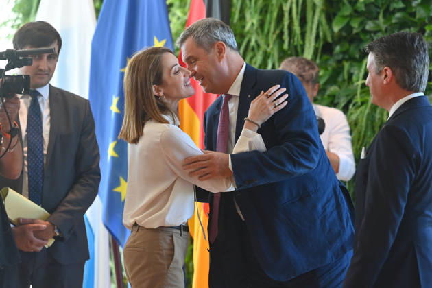 Farewell meeting between Markus SOEDER, Minister-President of Bavaria and CSU Chairman, and Roberta Metsola, President of the European Parliament, on June 19, 2026, in the Orangery of the Bavarian State Chancellery in Munich,detected_source_language