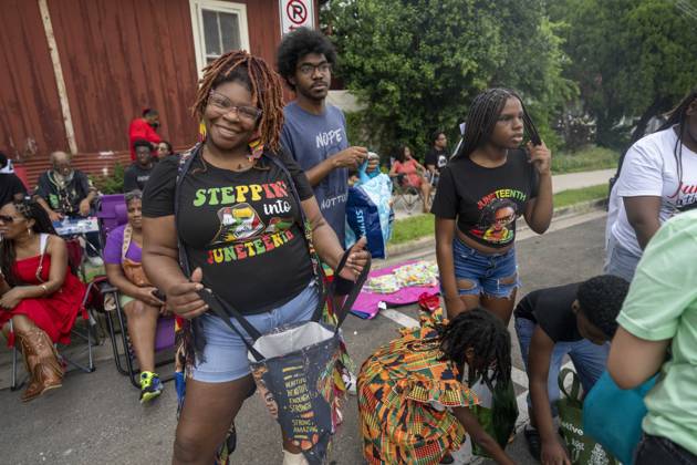 June 19, 2026, Austin, Tx, USA: Texans in Travis County celebrate the Juneteenth federal holiday June 19th, 2026 with a parade in east Austin drawing thousands of participants and spectators to a celebration with deep Texas roots. Juneteenth commemorates the end of slavery in the U.S. when Union troops arrived in Galveston, Texas on June 19, 1865 to announce the end of the Civil War. Austin USA - ZUMAd150 20260619_znp_d150_004 Copyright: xBobxDaemmrichx
