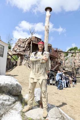 ABB KARLMAY Alexander Klaws, the actor playing Winnetou, in makeup and costume on Friday, June 19, 2026, during the dress rehearsal for the play In the Valley of Death at the 2026 Karl May Festival in the Indian Village on the Kalkberg. The premiere will take place on June 27 at the open-airThe premiere will take place on June 27 at the open-air stage on the Kalkberg in Bad Segeberg, Schleswig-Holstein, Germany,detect