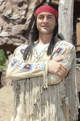 ABB KARLMAY Alexander Klaws, the actor playing Winnetou, in makeup and costume on Friday, June 19, 2026, during the dress rehearsal for the play In the Valley of Death at the 2026 Karl May Festival in the Indian Village on the Kalkberg. The premiere will take place on June 27 at the open-airThe premiere will take place on June 27 at the open-air stage on the Kalkberg in Bad Segeberg, Schleswig-Holstein, Germany,detect