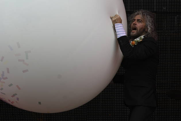 Singer Wayne Coyne of The Flaming Lips band performs during the music festival Metronome Prague, on June 20, 2026, in Prague, Czech Republic. (CTKxPhoto MichalxKrumphanzl) CTKPhotoP2026062005202 CTKPhotoP2026062005202
