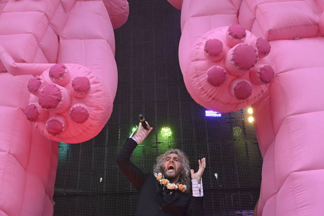 Singer Wayne Coyne of The Flaming Lips band performs during the music festival Metronome Prague, on June 20, 2026, in Prague, Czech Republic. (CTKxPhoto MichalxKrumphanzl) CTKPhotoP2026062005292 CTKPhotoP2026062005292