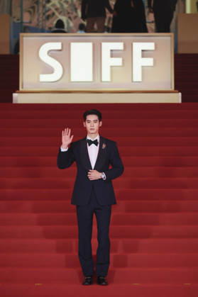 SHANGHAI, CHINA - JUNE 20: Actor Yosh Yu Shi arrives at the red carpet of the closing ceremony for the 28th Shanghai International Film Festival on June 20, 2026 in Shanghai, China. Copyright: xVCGx 111649394315