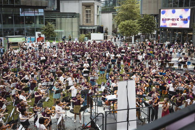 Symphonic Mob, Flash Mob at the Sony Center, Berlin, June 20, 2026 Copyright: xGüntherxDornx
