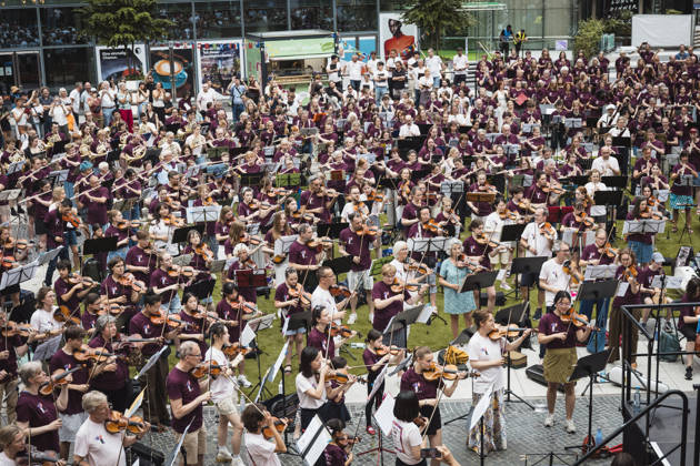 Symphonic Mob, Flash Mob at the Sony Center, Berlin, June 20, 2026 Copyright: xGüntherxDornx
