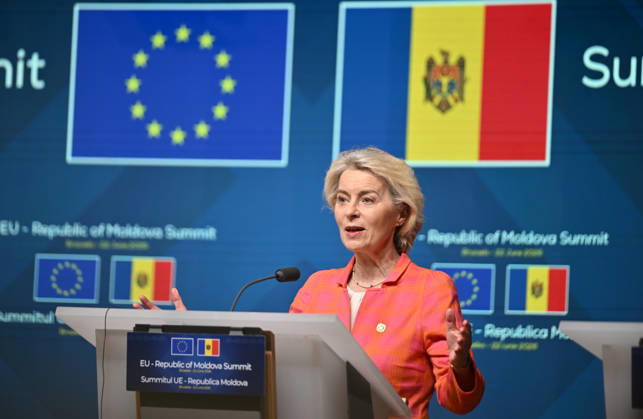 2nd EU-Republic of Moldova Summit in Brussels BRUSSELS, BELGIUM - JUNE 22: European Commission President Ursula von der Leyen attends a joint press conference following the 2nd EU-Moldova Summit alongside EU Council President Antonio Costa and Moldovan President Maia Sandu in Brussels, Belgium on June 22, 2026. Dursun Aydemir Anadolu Brussels Belgium. Editorial use only. Please get in touch for any other usage.  Copyright: x2026xAnadoluxDursunxAydemirx