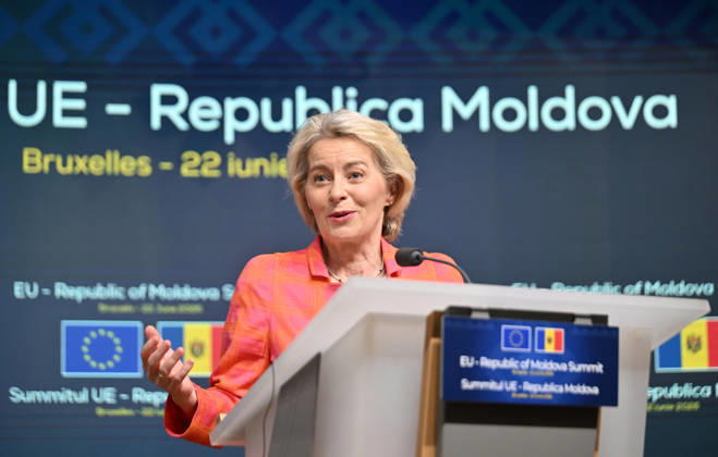 2nd EU-Republic of Moldova Summit in Brussels BRUSSELS, BELGIUM - JUNE 22: European Commission President Ursula von der Leyen attends a joint press conference following the 2nd EU-Moldova Summit alongside EU Council President Antonio Costa and Moldovan President Maia Sandu in Brussels, Belgium on June 22, 2026. Dursun Aydemir Anadolu Brussels Belgium. Editorial use only. Please get in touch for any other usage.  Copyright: x2026xAnadoluxDursunxAydemirx