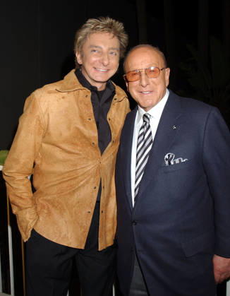 06 February 2006 - Beverlly Hills, California - Barry Manilow and Clive Davis. 2006 Clive Davis Party Sound Check and Reception sponsored by L Oreal, Rhapsody, and XM Satellite Radio held at the Beverly Hilton Hotel. Beverly Hills USA - ZUMAa123 20260622_zaa_a123_007 Copyright: xLauraxFarrx
