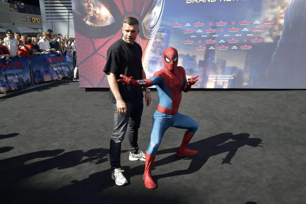 Lukas Podolski at the fan event for the movie Spider-Man Foto:xM.xBehrensx xFuturexImagex spiderman_berlin_6682