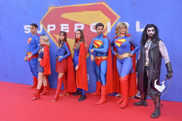 Entertainment Bilder des Tages June 23, 2026, Madrid, Madrid, Spain: Fans attend the photocall for the special screening of the movie Ã¢â‚¬oe SUPERGIRL Ã¢â‚¬Â? at the Gran Teatro CaixaBank ProÂ­ncipe PoÂ­o on June 23, 2026, in Madrid, Spain. Madrid Spain  - ZUMAc312 20260623_zsp_c312_025 Copyright: xOscarxManuelxSanchezx