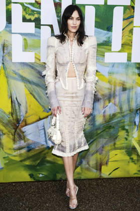 Alexa Chung at the Serpentine Gallery Summer Party 2026 at the Serpentine Gallery in London, June 23, 2026,detected_source_language Foto:xJ.xEdwardsx xFuturexImagex serpentine_6697
