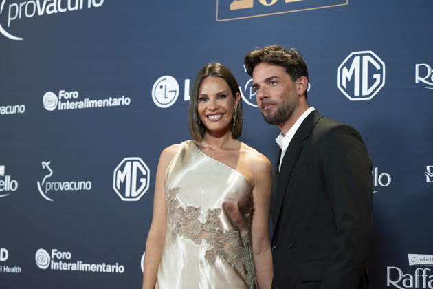Beef Awards Red Carpet Jessica Bueno and Roberto Mendoza attends the Beef Awards Red Carpet at Plaza de las Ventas in Madrid. June 24, 2026, Spain Madrid Spain Copyright: xAtilanoxGarciax xSOPAxImagesx photos24910