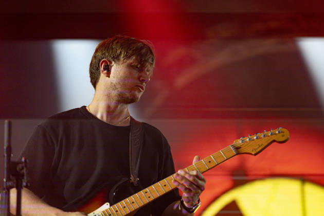 CELEBRITES : Printemps de Perouges - Saint-Maurice-de-Remens (01) France - 24 06 2026 Luc Ledy-Lepine du groupe The Australian Pink Floyd Show se produit sur la scene du festival Printemps de Pérouges au château de Saint-Maurice-de-Rémens (01 - France-) le 24 06 2026. Photo Sandrine Thesillat PsNewZ  Copyright: xSandrinexTHESILLATx