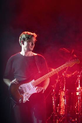 CELEBRITES : Printemps de Perouges - Saint-Maurice-de-Remens (01) France - 24 06 2026 Luc Ledy-Lepine du groupe The Australian Pink Floyd Show se produit sur la scene du festival Printemps de Pérouges au château de Saint-Maurice-de-Rémens (01 - France-) le 24 06 2026. Photo Sandrine Thesillat PsNewZ  Copyright: xSandrinexTHESILLATx