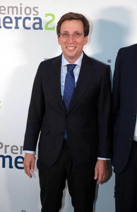 2026 Merca2 Awards Ceremony The mayor of Madrid, José Luis Martínez Almeida, during the 2026 Merca2 Awards ceremony, on June 25, 2026, in Madrid, Spain. Merca2 is celebrating the seventh edition of its awards, an event that brings together prominent figures from the institutional, business, judicial, cultural, medical, and social sectors in Madrid. AWARDS EVENT José Ramó Madrid Madrid, Spain Copyright: xJosà xRamonxHernandox 7622660