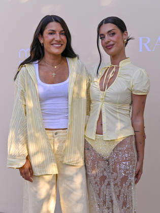June 25, 2026, Madrid, Madrid, Spain: (L-R) ALBA PAUL and AIDA DOMENECH DULCEIDA attend the photocall for the new edition of DULCEIDA Ã¢â‚¬oe Rainbow Ã¢â‚¬Â as part of the official MADO 2026 program at Las Brasas del Mentidero on June 25, 2026, in Madrid, Spain. Madrid Spain  - ZUMAc312 20260625_zsp_c312_066 Copyright: xOscarxManuelxSanchezx