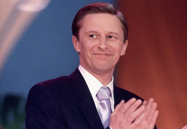 Defense Minister Sergei Ivanov 2793404 16.02.2001 Russian Defense Minister Sergei Ivanov at the Ball of Olympians in the Olympiysky Sports Complex. Sergey Guneev Sputnik Moscow Russia  Copyright: xSergeyxGuneevx