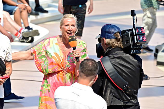 ZDF Fernsehgarten : TV host Andrea Kiwi Kiewel during the ZDF entertainment show Fernsehgarten on June 28, 2026, in Mainz 20260628MWI130897