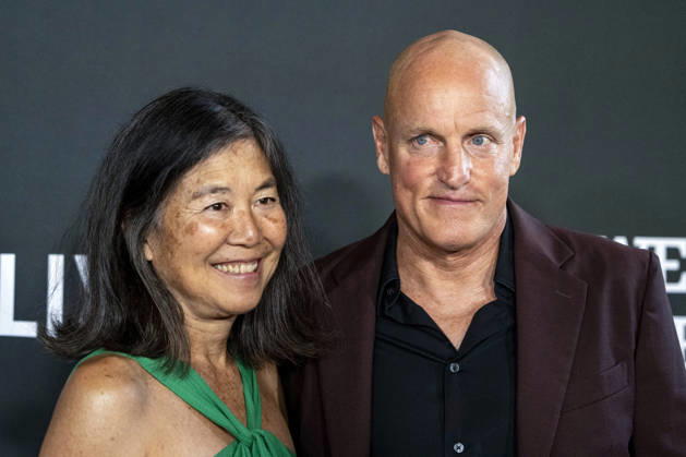 Laura Louie and Woody Harrelson arrive on the red carpet before the 27th Mark Twain Prize for American Humor Award at the Kennedy Center for the Performing Arts in Washington DC on Sunday, June 28, 2026. WAP20260628348 BONNIExCASH