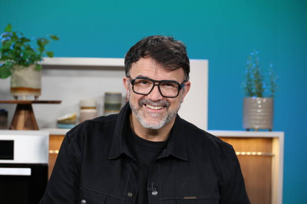 Tarik Rose, chef, TV chef, and restaurant owner, appeared as a guest on the TV show *DAS Rote Sofa*, a live talk show produced by Norddeutscher Rundfunk (NDR); photo op on July 1, 2026, at the NDR television studio in Hamburg-Lokstedt