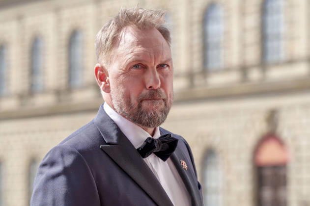 Steven Gätjen upon arrival at the Opera for All 2026 event, part of the Munich Opera Festival, featuring a live opera broadcast of Richard Wagner s *Die Walküre* at the National Theater in Munich, July 4, 2026 Foto:xN.xKolinzx xFuturexImagex oper_6704