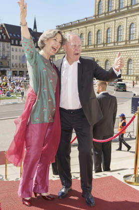 Wolfgang Heubisch with his wife, Kristina Kalb Heubisch, upon arrival at the Opera for All 2026 event, part of the Munich Opera Festival, featuring a live opera broadcast of Richard Wagner’s *Die Walküre* at the National Theater in Munich, July 4, 2026 Foto:xN.xKolinzx xFuturexImagex oper_6749