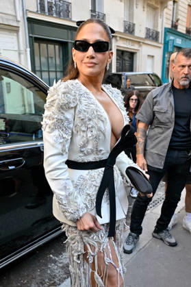 PFW Haute Couture Jennifer Lopez At Zuhair Murad Outside Arrivals JR Jennifer Lopez arriving at the Zuhair Murad show during Haute Couture Fashion Week in Paris, France, on 8 July 2026. Photo by Julien Reynaud APS-Medias ABACAPRESS.COM Paris France Copyright: xReynaudxJulien APS-Medias ABACAx