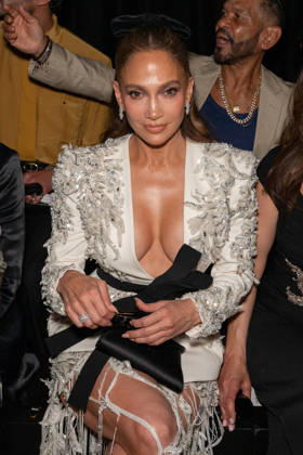 PFW - Zuhair Murad Front Row Jennifer Lopez attends the Zuhair Murad Haute Couture Fall Winter 2026 2027 show as part of Paris Fashion Week in Paris, France on July 08, 2026. Photo by Laurent Zabulon ABACAPRESS.COM Copyright: xZabulonxLaurent ABACAx