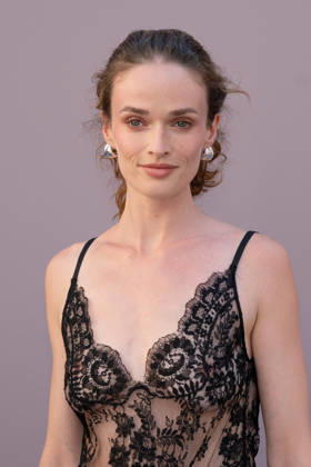 PFW - Zuhair Murad Photocall Anaelle Duguet attending the Zuhair Murad Haute Couture Fall Winter 2026 2027 show as part of Paris Fashion Week in Paris, France on July 08, 2026. Photo by Laurent Zabulon ABACAPRESS.COM Paris  Copyright: xZabulonxLaurent ABACAx