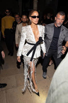 Jennifer Lopez at the Zuhair Murad Fall Winter 2026–2027 Haute Couture Collection fashion show during Paris Fashion Week (PFW) on July 8, 2026. Photo by Jérémy Melloul, Bestimage. Jennifer Lopez at the Zuhair Murad Fall Winter 2026–2027 Haute Couture Collection fashion show during Paris Fashion Week (PFW) on July 8, 2026, in Paris, France  Copyright: xJeremyxMelloulx xBestimagexJeremyxMelloulx xBestimagex