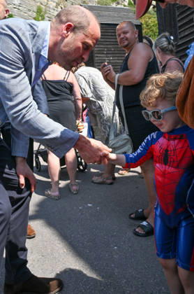 Prince of Wales visits Hastings, UK. 09 July 2026. Hastings, East Sussex, UK, 09 July 2026. The Prince of Wales (Prince William) visits the Old Town area of Hastings, meeting Fishermen and the local community., Credit:Lee Floyd Lee Floyd - B3214 Avalon UK, East Sussex, Hastings Copyright: xLeexFloydx xLeexFloydx-xB3214x xAvalonx 1115501089