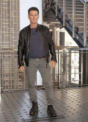July 8, 2026, New York, New York, USA: VINCENT WALSH visits the Empire State Building in New York to celebrate the Premiere of The Westies on MGM. 8 July 2026 New York USA  - ZUMAa265 20260708_zep_a265_072 Copyright: xEricxAcquayex