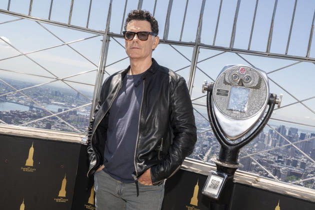 July 8, 2026, New York, New York, USA: VINCENT WALSH visits the Empire State Building in New York to celebrate the Premiere of The Westies on MGM. 8 July 2026 New York USA  - ZUMAa265 20260708_zep_a265_091 Copyright: xEricxAcquayex